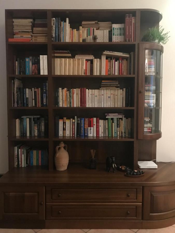 La Casa Del Melograno Lejlighed Alba  Eksteriør billede